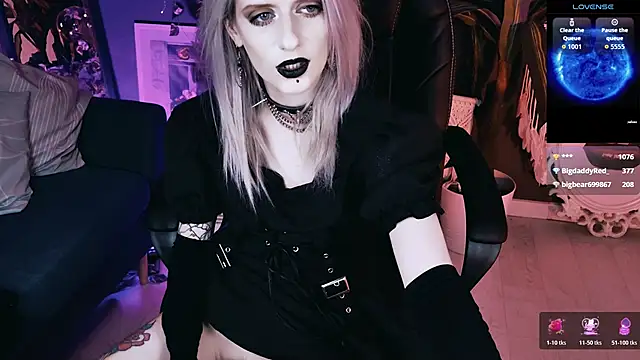 Noah_ElmerX Chat XXX in diretta