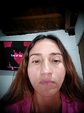 isaa-'s Live XXX Chat