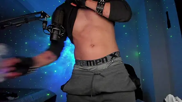 Show modela Headhunterdz na web-kameri