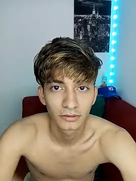 Andy_Kein Adlı Modelin Web Kamerası Şovu