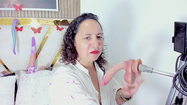 Luna_Naughty1's Live XXX Chat