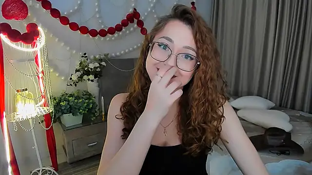 SereneFlame élő XXX-chatje