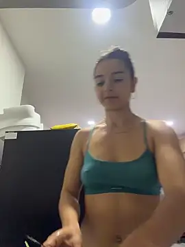 violeta365 Adlı Modelin Canlı XXX Sohbeti