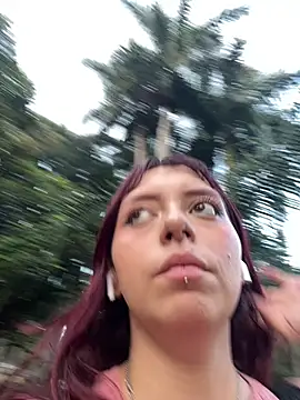 RojitasTeaseX_: απευθείας συνομιλία ΧΧΧ