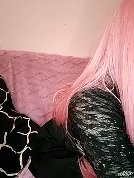 Pokazy przed kamerką – Cutie_Suzie