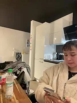 แชท XXX สดของ Just-Lilly