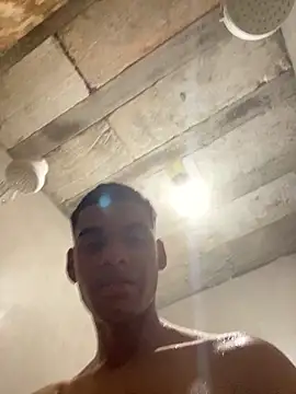 PretoPirocudo255 Show in webcam