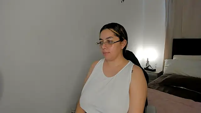 brithany_olson25 Adlı Modelin Canlı XXX Sohbeti