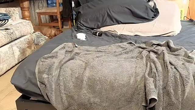 Pokazy przed kamerką – Clouds_4play