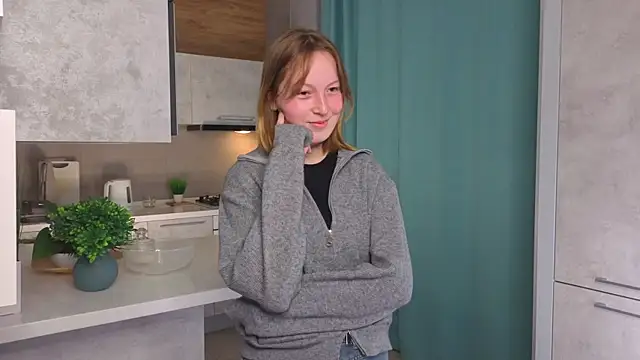 KeIIeyStrong webcam show