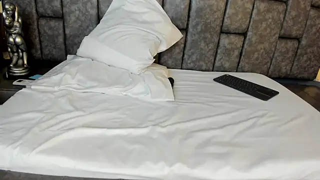 Matureyulyet Chat XXX live