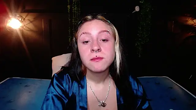 melodygirl2__ webkamerás műsora