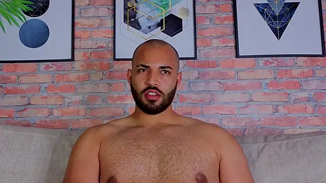 Chris_Vardenn Webbikameraesitys