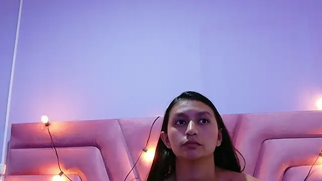 แชท XXX สดของ ThinPrincesss