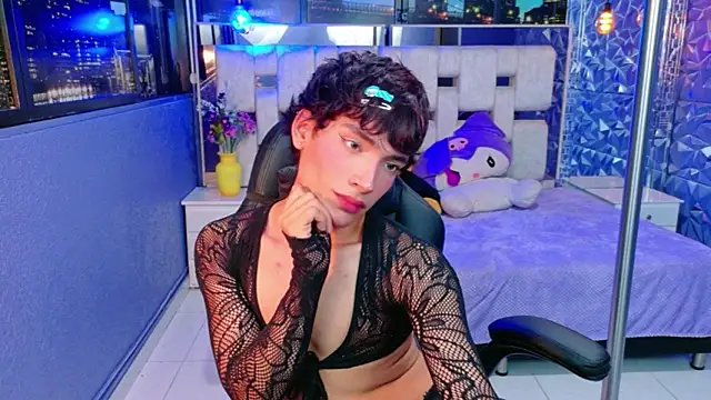 AlecciaNova 在線直播表演