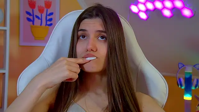 ArianaAllens: απευθείας συνομιλία ΧΧΧ