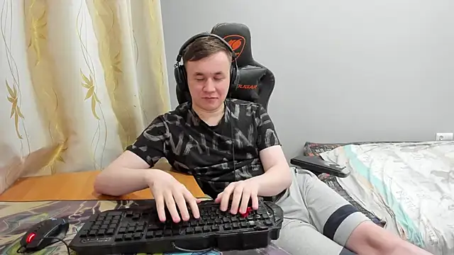 XXX chat uživo modela iliaskrislove