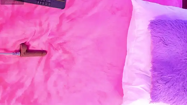 Chat +18 de Emmiicute ao vivo