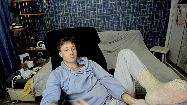 CuteBoy228のライブXXXチャット