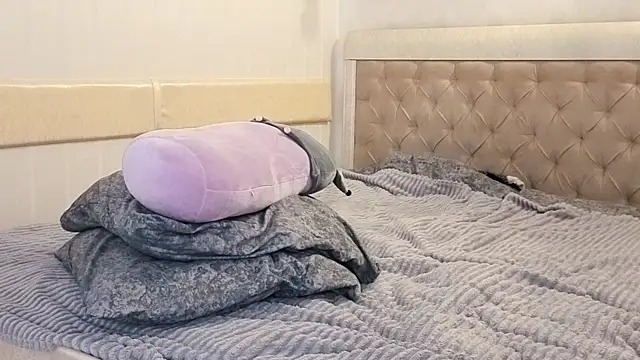 Chat +18 de MilaVey ao vivo