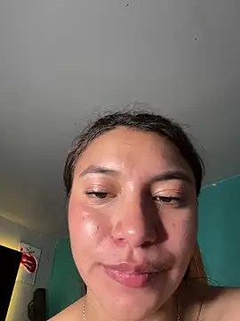 CocoaGigiMuse's Live XXX Chat