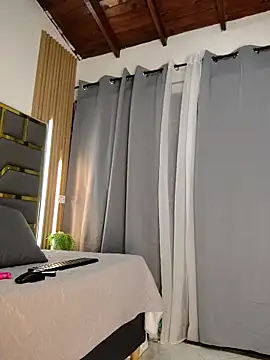 โชว์เว็บแคมของ Oliver_bigblack_cock