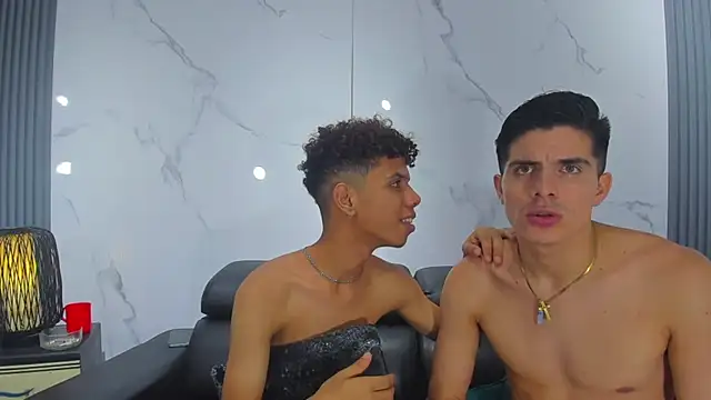 Sembang XXX Secara Langsung Spicy_guys