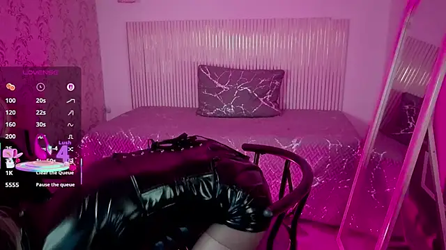 lala_angel: απευθείας συνομιλία ΧΧΧ