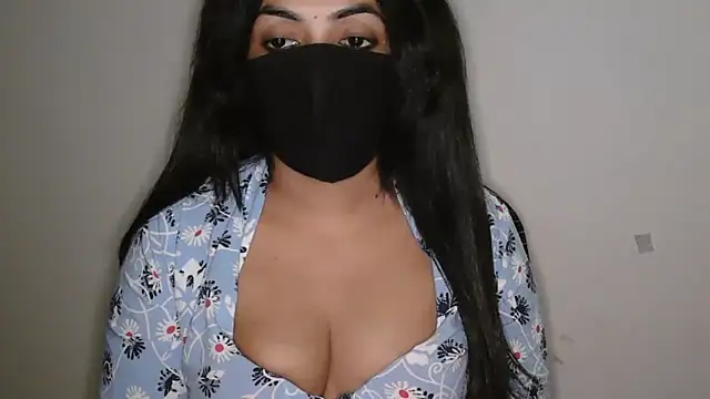 Reddy_Trisha Live XXX-chat