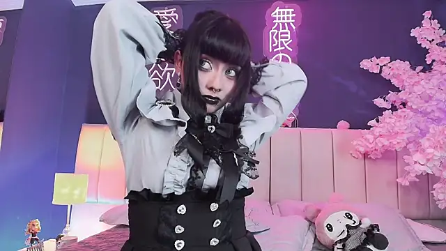 XXX chat uživo modela Shizuko_