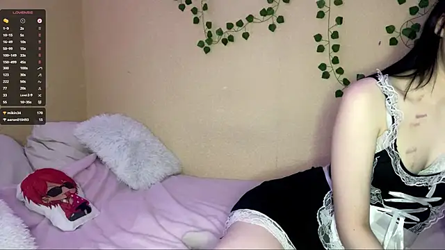 waumeowwn Live XXX chat