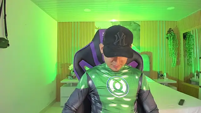 Show modela Owen_Drake na web-kameri