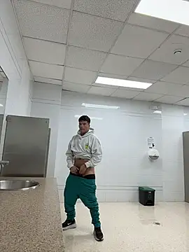 Chat XXX en directo de Logan_smith1