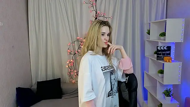 دردشة SugarNyaa الجنسية المباشرة