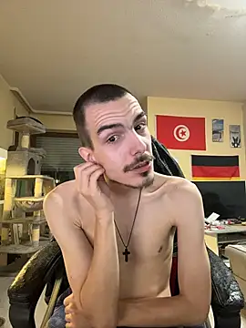 Maximus9494 live XXX chat