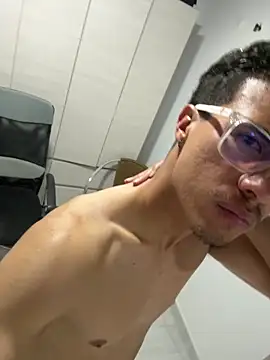 TavoHot_'s Webcam Show