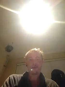 piercingpik's Webcam Show