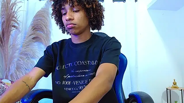 angelll18_ webkamerás műsora