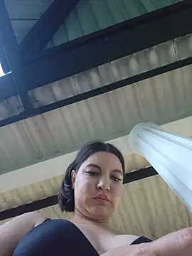 Pretty_Julieta élő XXX-chatje