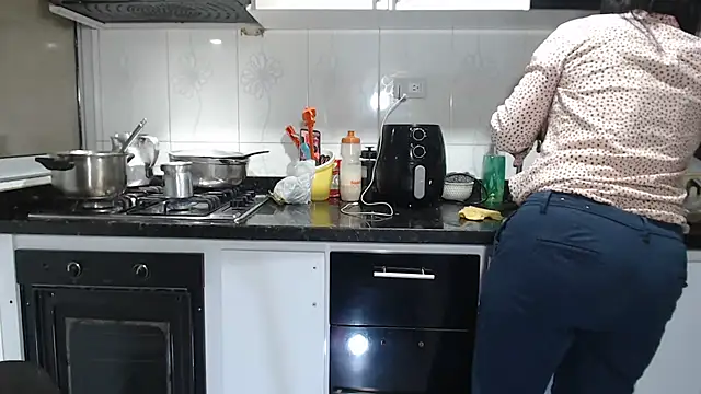 kateleyagrey élő XXX-chatje