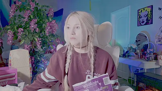 Talulaa Show in webcam