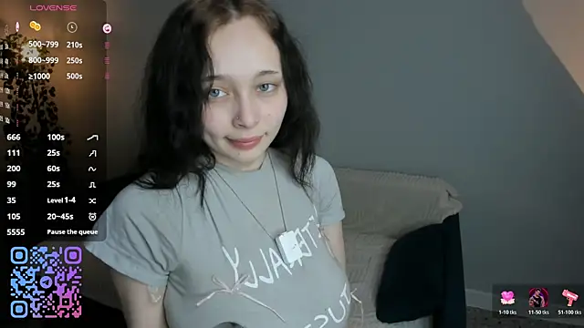 Chat +18 de HannaHayles ao vivo