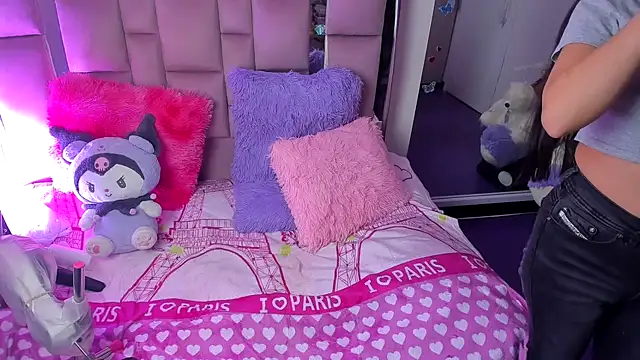 AriadnaCappellettyのライブXXXチャット