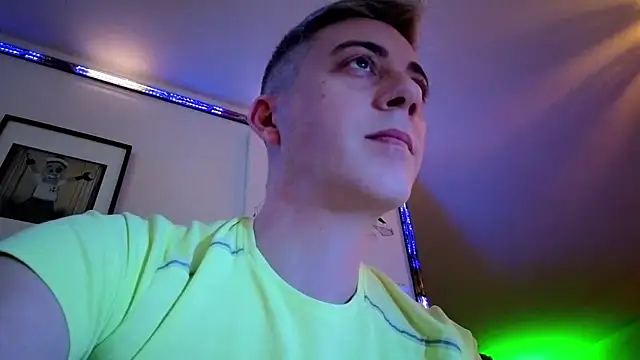 1Hugo1 在線直播表演