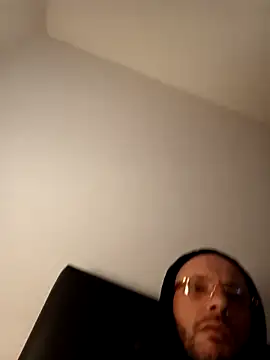 Guitccch 在線直播表演