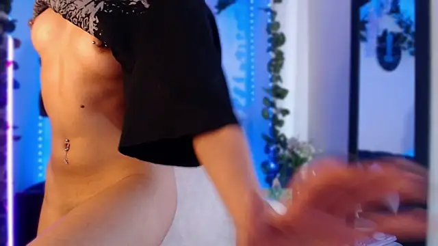 viicky_r 即時 XXX 聊天