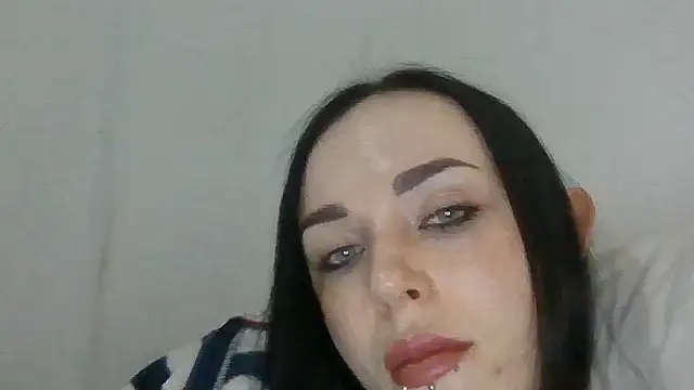 Chatroom XXX en direct de Trinsy_Love