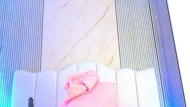 sh_malala Adlı Modelin Canlı XXX Sohbeti