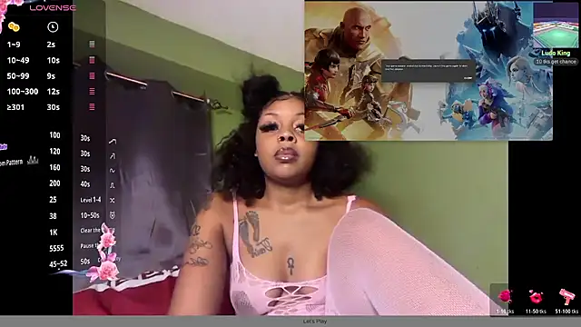 PrettyGirlMercedes' Live XXX Chat