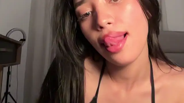 Tira_misu Live XXX-chat